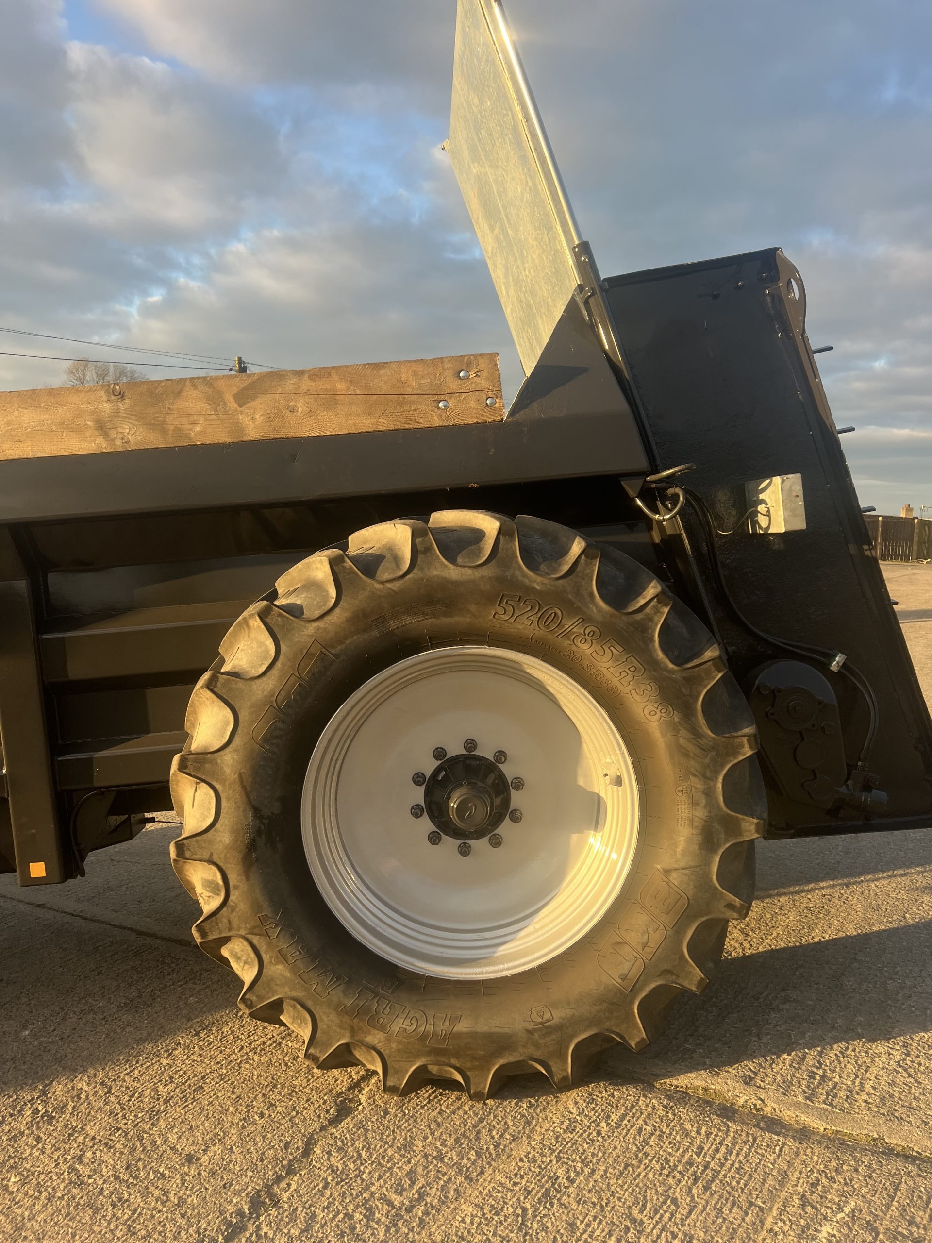 Bunning Lowlander MK4 90 - Image 3