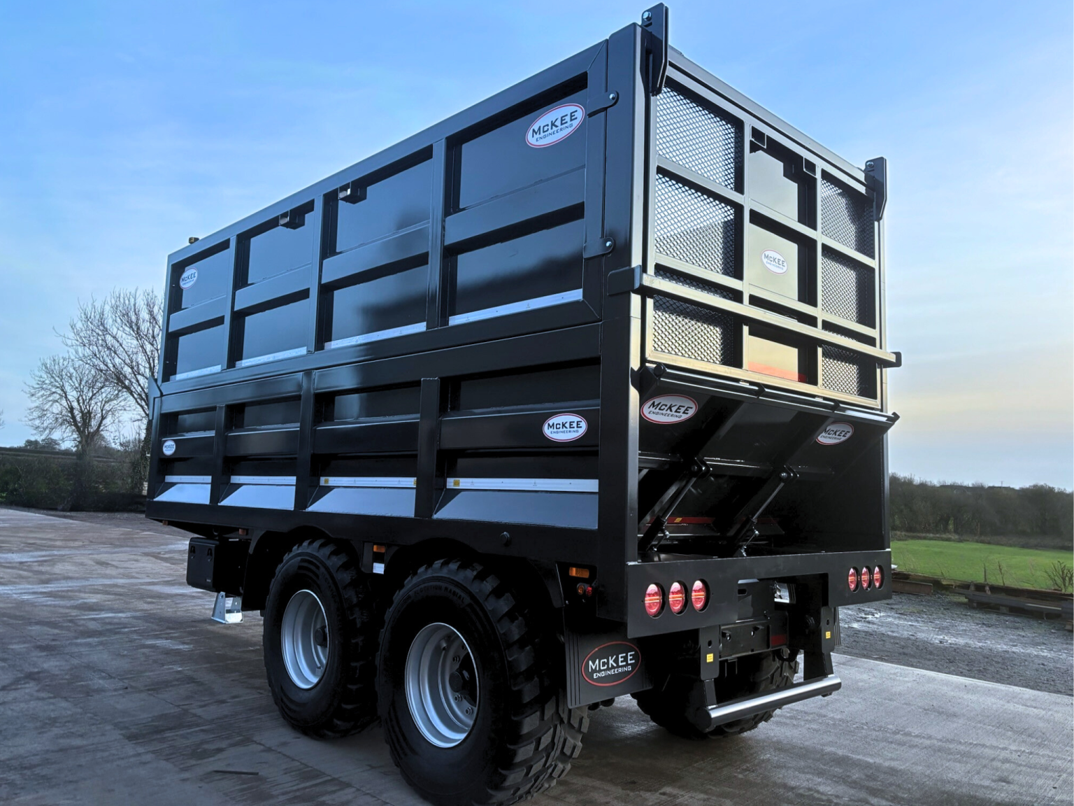 20-Ton Multipurpose Dump Trailer - Image 4