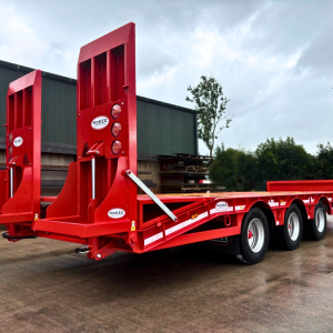 27-Ton Tri Axle Low Loader
